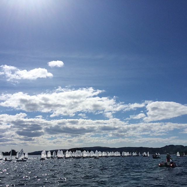 Endelig startprosedyren i gang for race nr. 4. Men vart generell tilbakekalling...