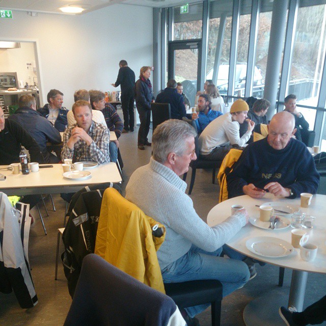 Frokost før start på Isbjørnen