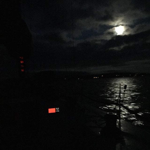 B&G by night