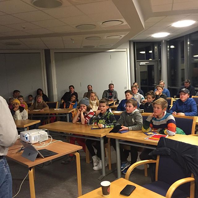Morro med vær i dag i Bergens seilforening juniorgruppe. Hilsen Roar og Eli Kari